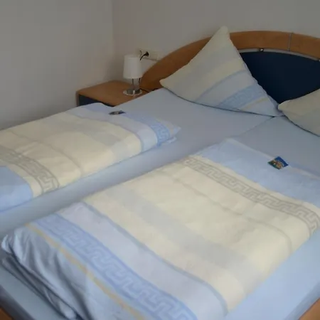 アパート Ferienwohnung An Der Promenade バート・ザルツフレン